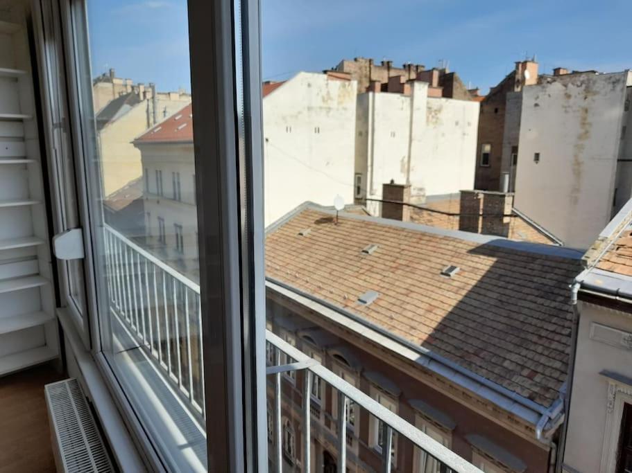 Lovely Apartment In City Centre For 4 Guests Budapest Eksteriør bilde
